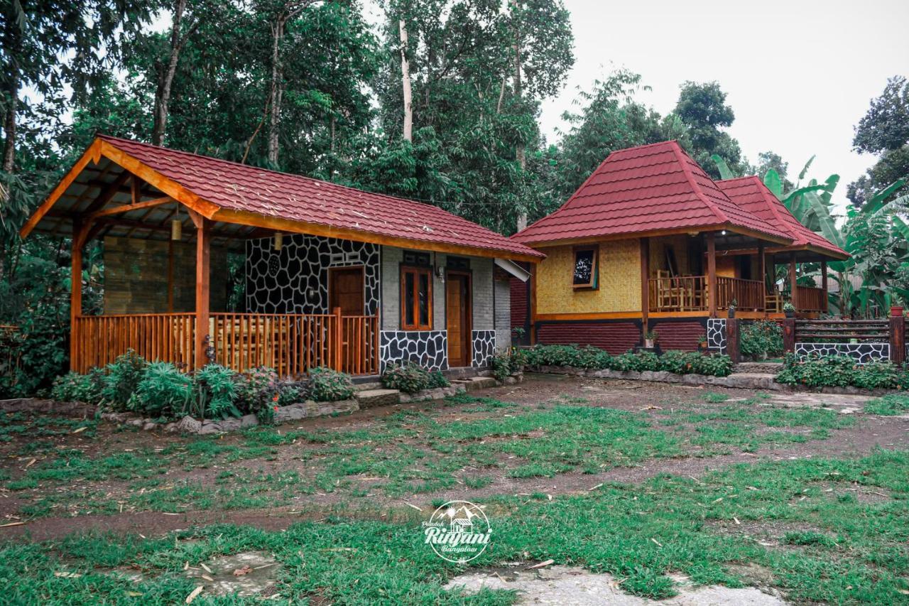 Pondok Rinjani Bungalow テテバトゥ エクステリア 写真