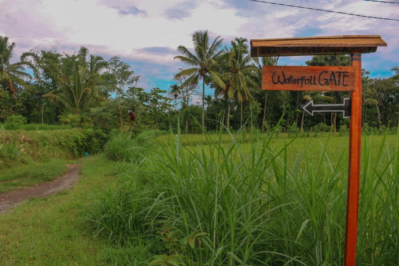 Pondok Rinjani Bungalow テテバトゥ エクステリア 写真