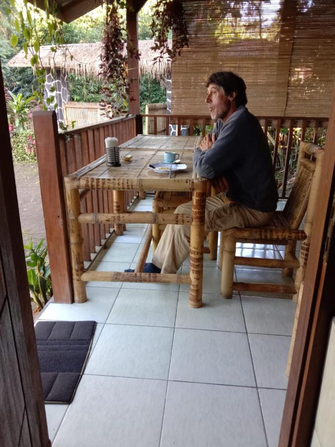 Pondok Rinjani Bungalow テテバトゥ エクステリア 写真
