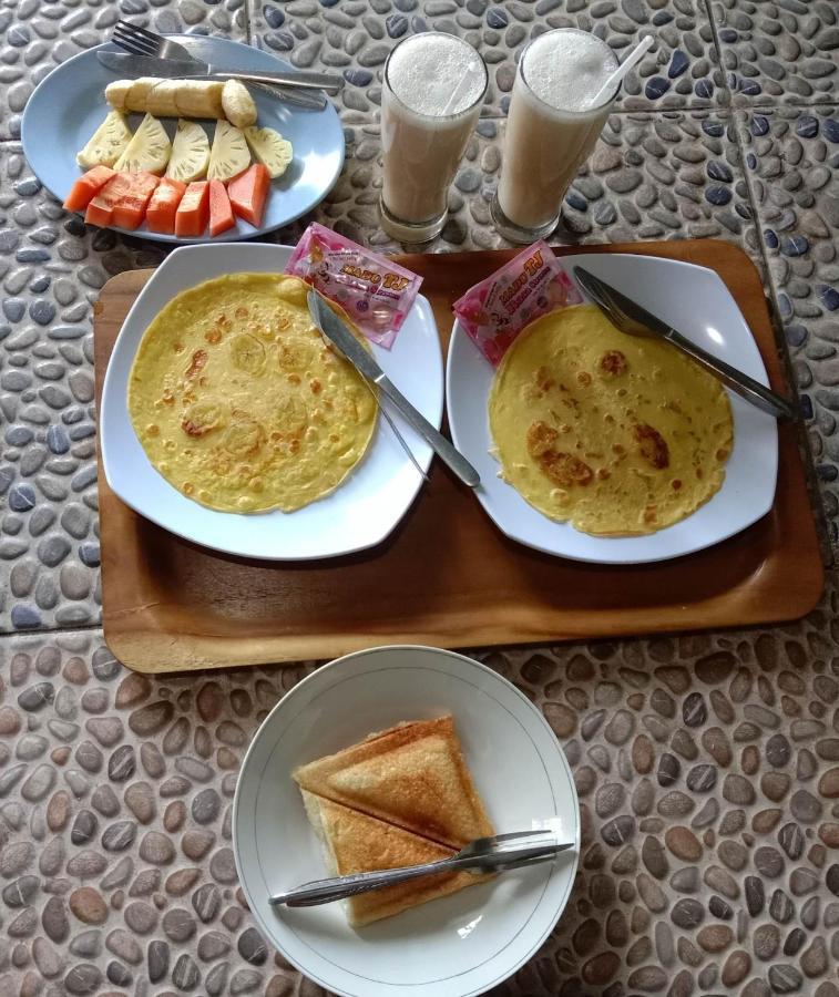 Pondok Rinjani Bungalow テテバトゥ エクステリア 写真