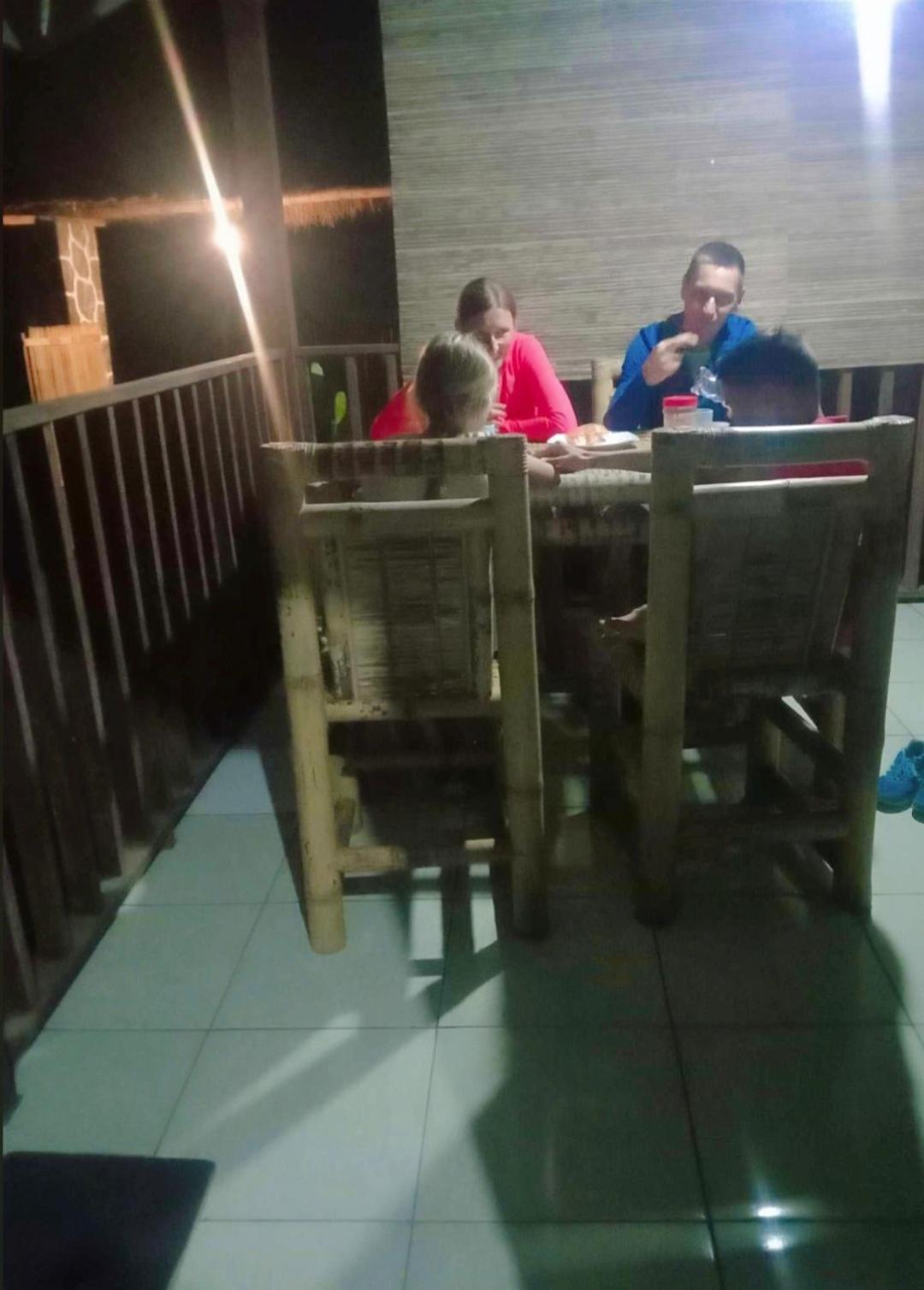 Pondok Rinjani Bungalow テテバトゥ エクステリア 写真