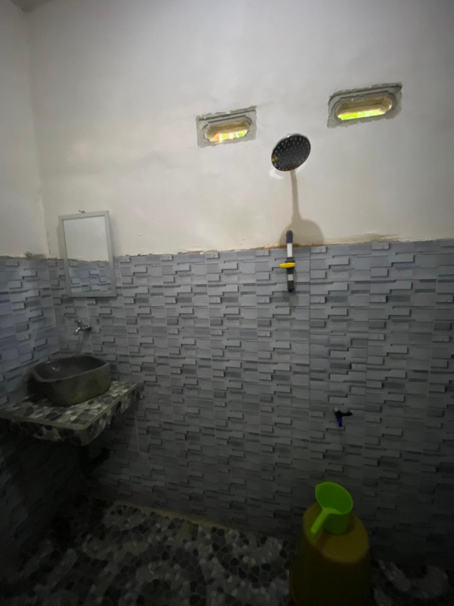 Pondok Rinjani Bungalow テテバトゥ エクステリア 写真