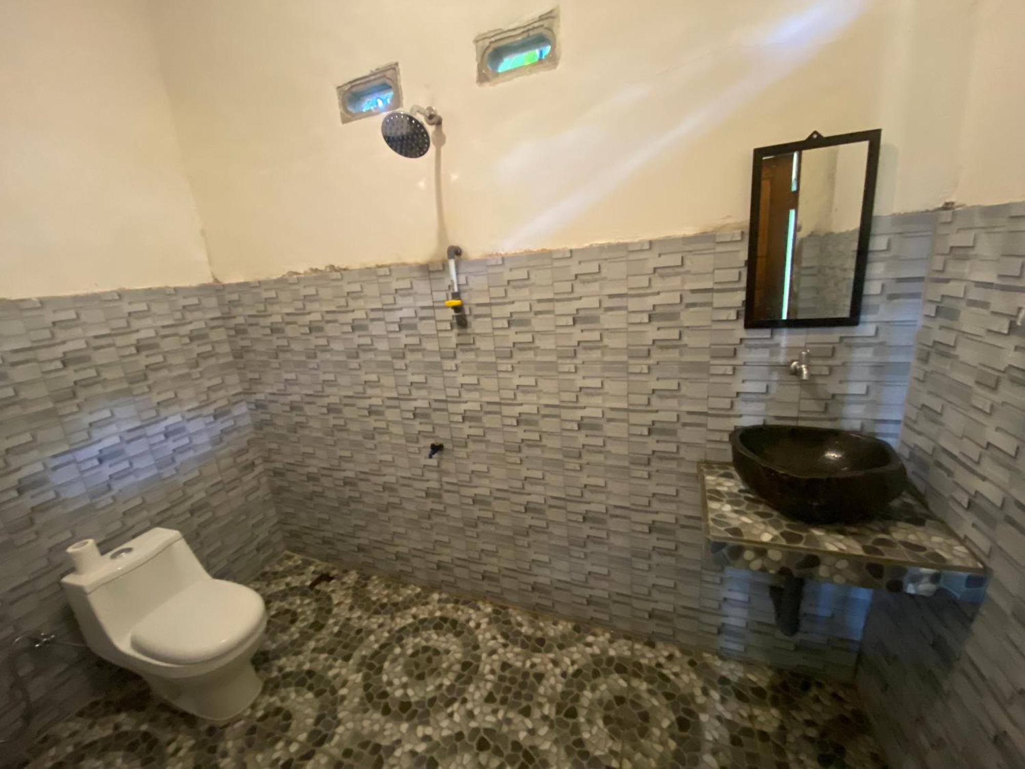 Pondok Rinjani Bungalow テテバトゥ エクステリア 写真