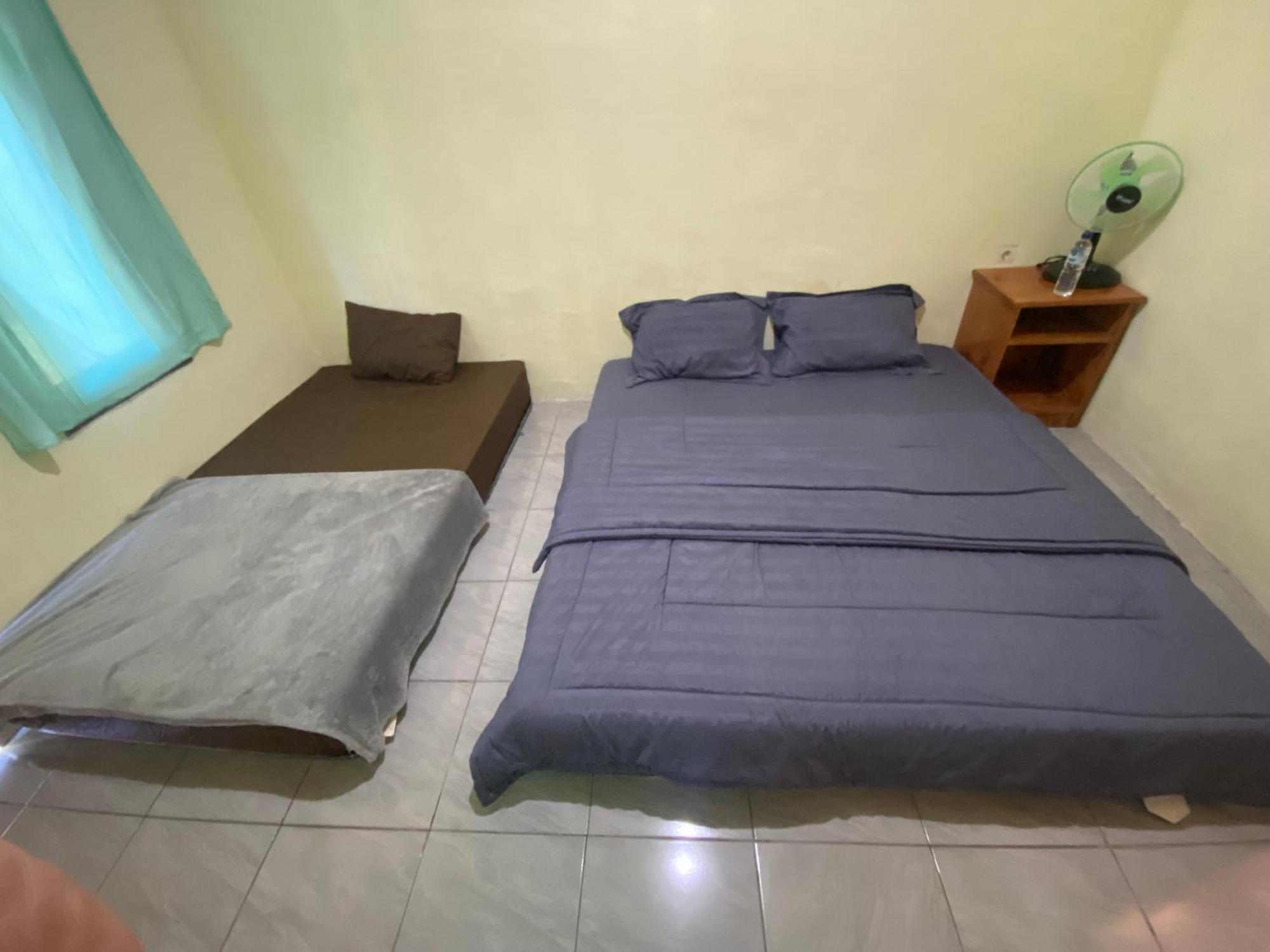 Pondok Rinjani Bungalow テテバトゥ エクステリア 写真